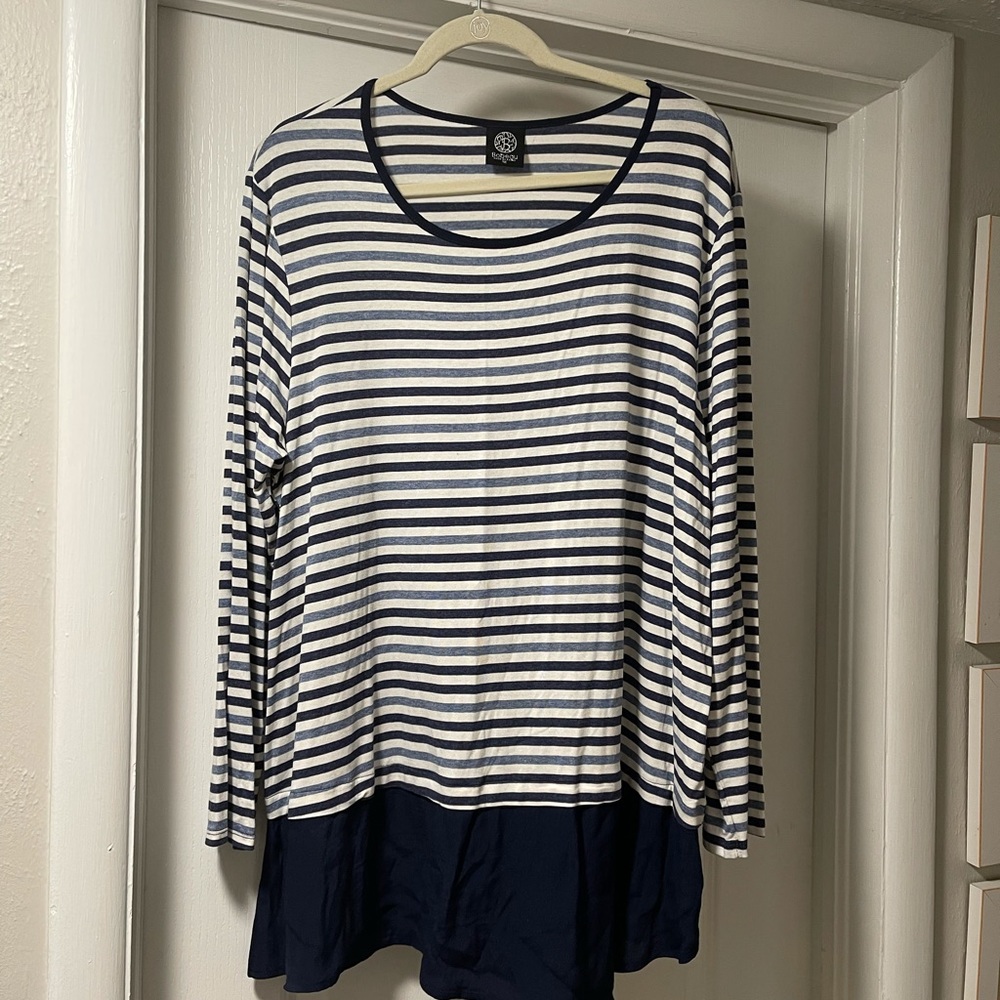 Cute, Soft and comfy Bobeau shirt size 1X